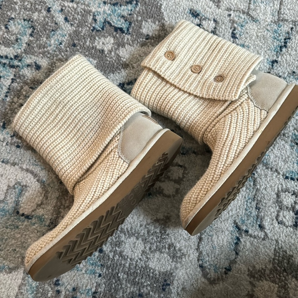 Ugg knit boots! Only once!